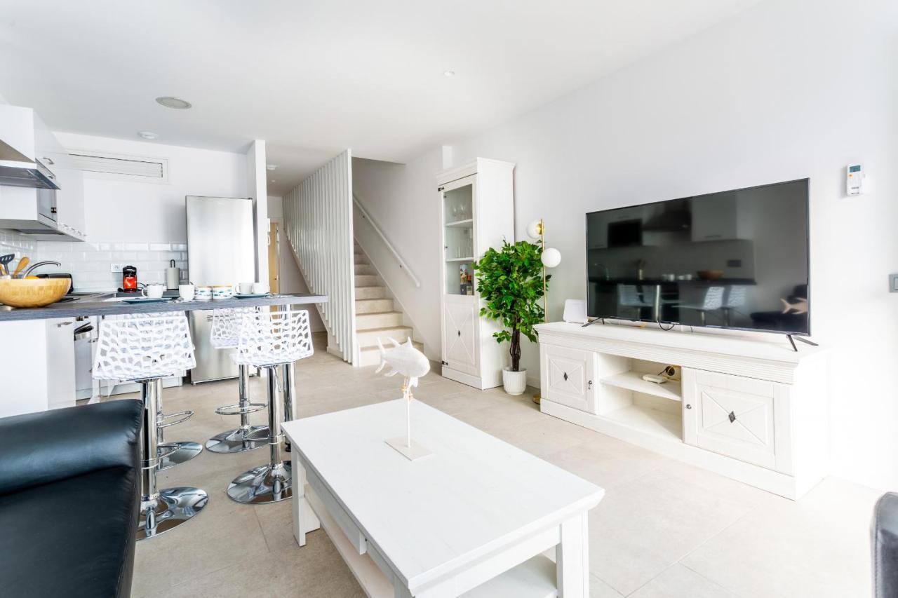 Monterey House Playa Blanca Villa ปลายาบลังกา ภายนอก รูปภาพ