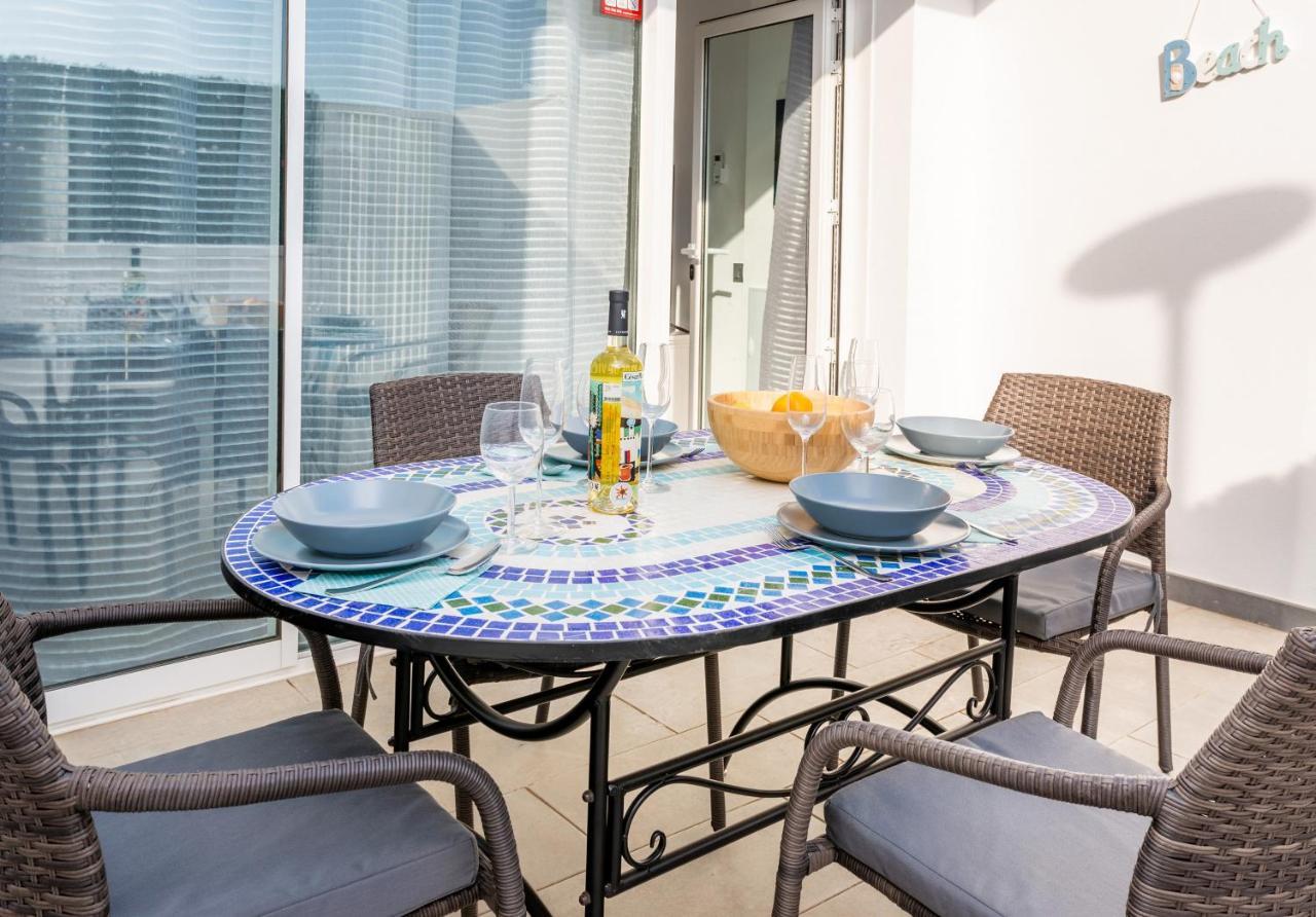 Monterey House Playa Blanca Villa ปลายาบลังกา ภายนอก รูปภาพ